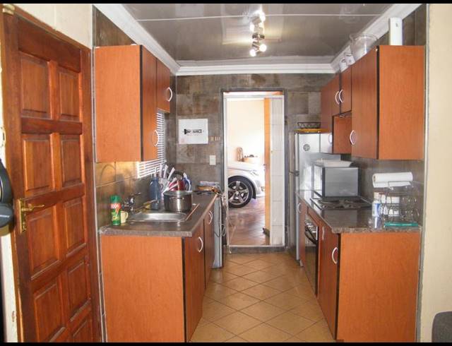 3 BEDROOM HOUSE FOR SALE IN THE ORCHARDS